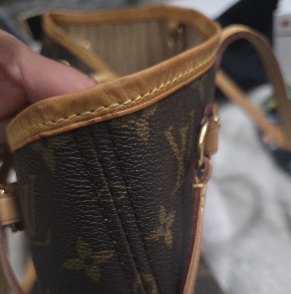 Louis Vuitton Monogram Neverfull PM Pre Owned. 100% Authentic Good Condition - Picture 10 of 16
